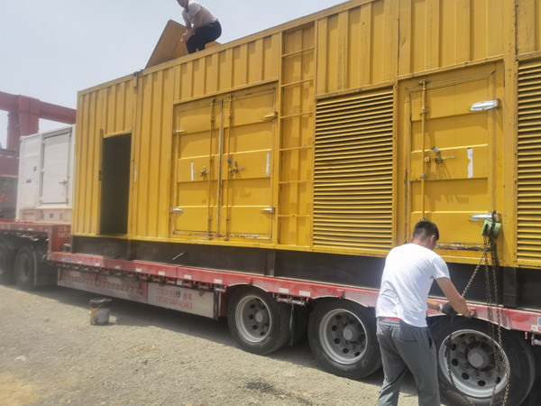 桐梓发电机出租100KW发电机需要什么规格的电缆线?