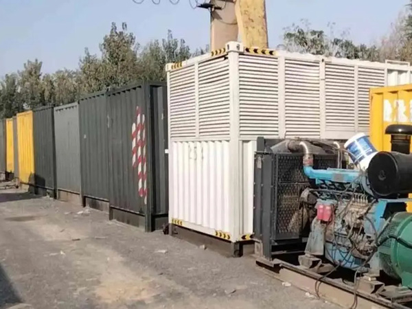桐梓200KW柴油发电机机组每小时油耗是多少?